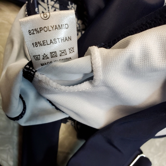 🏊‍♀️👙 NWOT swim top & shorts size Small - Picture 7 of 16